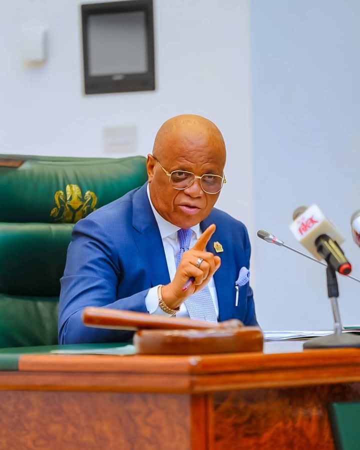 Just In: See The Number Of Cars Akwa Ibom State Governor, Pastor Umo Gave To Each of His Newly Sworn-In Commissioners.