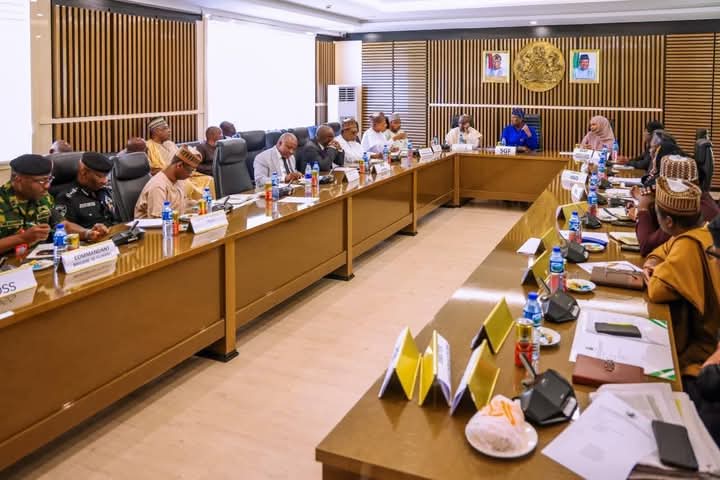 Just In: PRESIDENT TINUBU CONSTITUTES INTER-MINISTERIAL COMMITTEE FOR STATE BURIAL OF FORMER PRESIDENT MUHAMMADU BUHARI