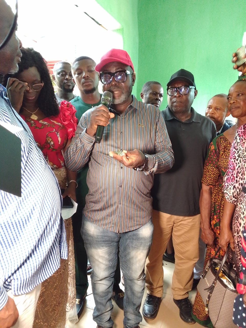 Workers Day: Mayor of Arochukwu Felicitates With Arochukwu Workers, Describes Them As Partners of Progress