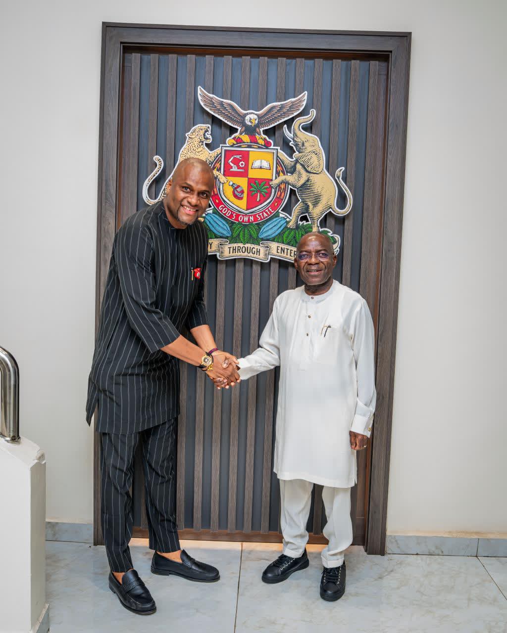 Governor Otti Congratulates Dr. China Anyaso On His Birthday 
